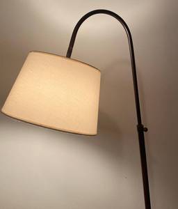 lot 208 image: Arc Floor Lamp
