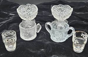 lot 186 image: Collection of Miscellaneous Uranium Glass