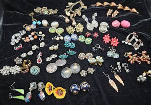 lot 195 image: Large Collection of Womens Clip-On Earrings and 3 Bracelets