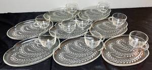 lot 167 image: MCM Homestead Federal Glass Luncheon  Snack Set - 8 Trays  & 9 Cups