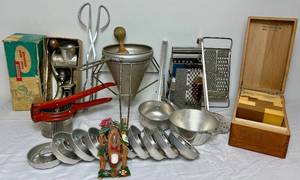 lot 151 image: Vintage Kitchen Essentials