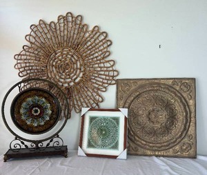 lot 156 image: Radial Art Collection - 3 Piece Set