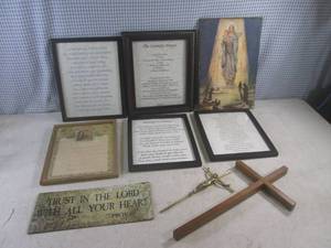 (CSB) Assorted Religious Decor...