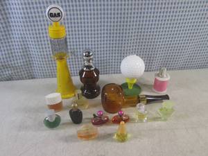 (BS) Assorted Avon After Shave and Perfume Bottles Some Full  Partial