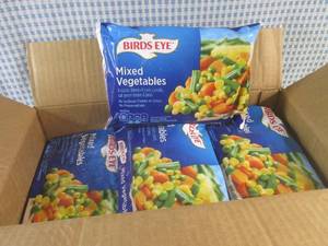 (FRZ) Case of 12 Bags Frozen Mixed Vegetables 1 Pound Bags Past Date