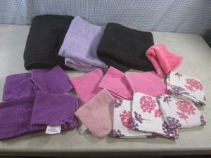 (EW3) Bath Towels, Hand Towel and Washcloths