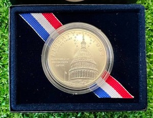 US Capitol Bicentennial Silver Dollar