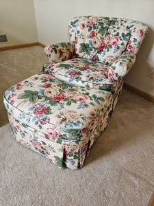 lot 51 image: Cabbage Rose Vintage Armchair Ottoman