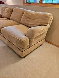 lot 70 image: Pearsons Sand Tone Tac Contemporary Sofa