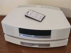 lot 174 image: Bose Wave Music System