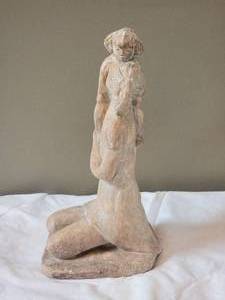 lot 31 image: SIGNED Fine Art Clay Sculpture - Mother & Daughter