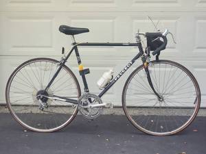 lot 45 image: Vintage Peugot Carbolite 103 Road Bicycle - 23