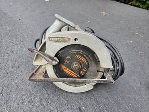 lot 192 image: Corded Power Tool Bundle 