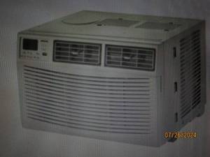 lot 9 image: Amana 6000 BTU 115V Window Air Conditioner with Remote
