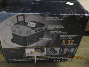 lot 19 image: Glarewheel 52-Qt. Wheeled Thermoelectric Freezer Refrigerator
