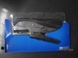 lot 50 image: swingline premium handheld stapler