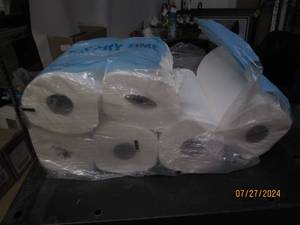 lot 55 image: 6 rolls of perk paper towels