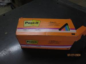 lot 61 image: lot of post it notes...