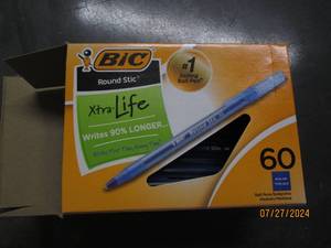 lot 75 image: package of bic round stic xtra life pens