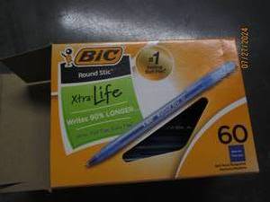 lot 76 image: package of bic round stic xtra life pens