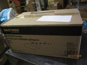 lot 93 image: case of coastwide professional multifold towels white 250 sheets per paack 16 packs in case