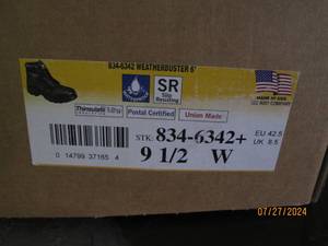 lot 124 image: thorogood weather buster 6 inch size 9.5 w