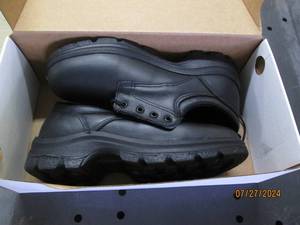 lot 129 image: thorogood oxford shoe size 8.5 m
