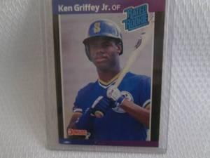 lot 3 image: 1989 Donruss Ken Griffey JR Rookies...