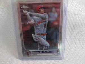 lot 19 image: 2022 Topps Chrome Shohei Ohtani Car...