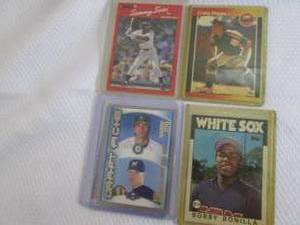 lot 20 image: Assorted Baseball Rookie Cards ...