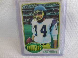 lot 26 image: 1976 Topps Dan Fouts Card...