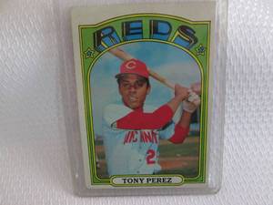 lot 35 image: 1972 Topps Tony Perez Card...
