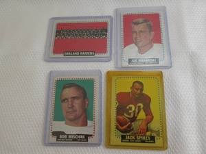 lot 41 image: 1964 Topps Football Cards...