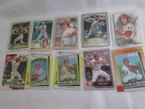 lot 45 image: Assorted Johnny Bench Cards...