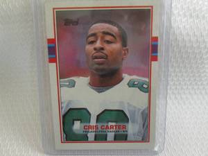 lot 63 image: 1989 Topps Cris Carter Rookie Card...