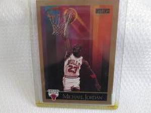 lot 69 image: 1990-91 Skybox Michael Jordan Card...