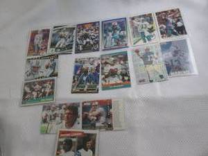 lot 118 image: Assorted Dan Marino Cards...