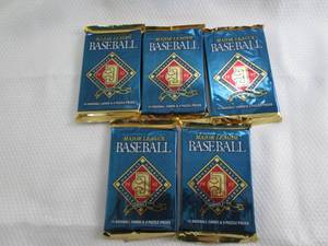 lot 210 image: 5 1992 Donruss Baseball Packs...