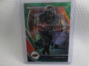 lot 216 image: 2021 Prizm Tyreek Hill Green Prizm ...
