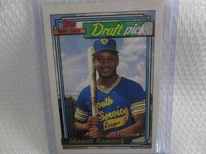 lot 232 image: 1992 Topps Manny Ramirez Gold Rooki...