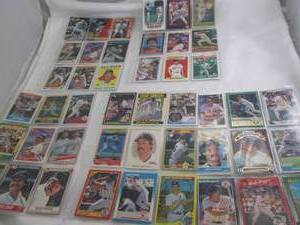 lot 248 image: Wade Boggs 45 Cards Trading Card Lo...