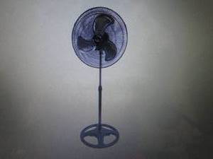lot 272 image: Vie Air 18 Industrial Oscillating ...