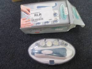 lot 278 image: Beautyko 7-Pc. Manicure and Pedicur...