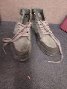 lot 282 image: Territory Mens Triton High-Top Sne...