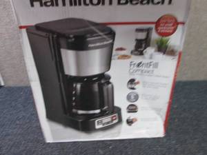 lot 284 image: Hamilton Beach Compact 5-Cup Progra...