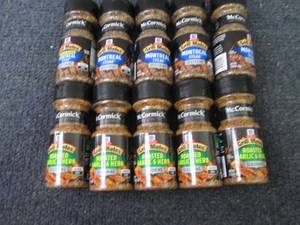 lot 324 image: 10- McCormick Grill Mate Assorted S...