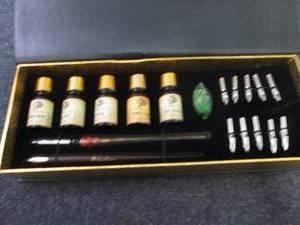 lot 391 image: 2-20pc Professional Quality Complet...