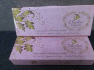 lot 419 image: 2 Sets DAVELIOU Pink 19-Piece Delux...