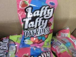 lot 520 image: 12- 3 oz Laffy Taffy Laff Bites...