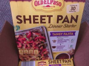 lot 561 image: 10-3.9 oz Old El Paso Sheet Pan Din...